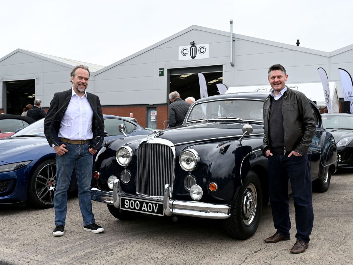 CMC's Tim Griffin, left, and Andy Webber from the Jaguar Enthusiasts Club. Photo: Ed Bagnall.