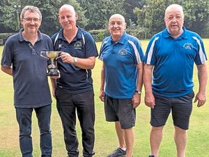 Div One finalists Frank Leek & Andy James and Rob Renke & Brian Walters. Div Two finalists Darren Bailey & Phil Harris and Des Conneely & Luke Fearnall