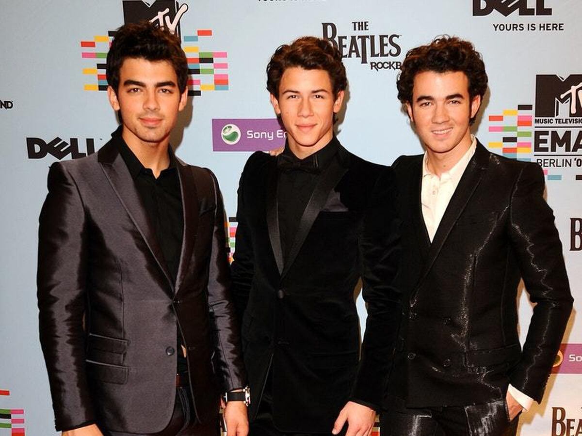 Newly reformed Jonas Brothers announce release date for fifth album ...