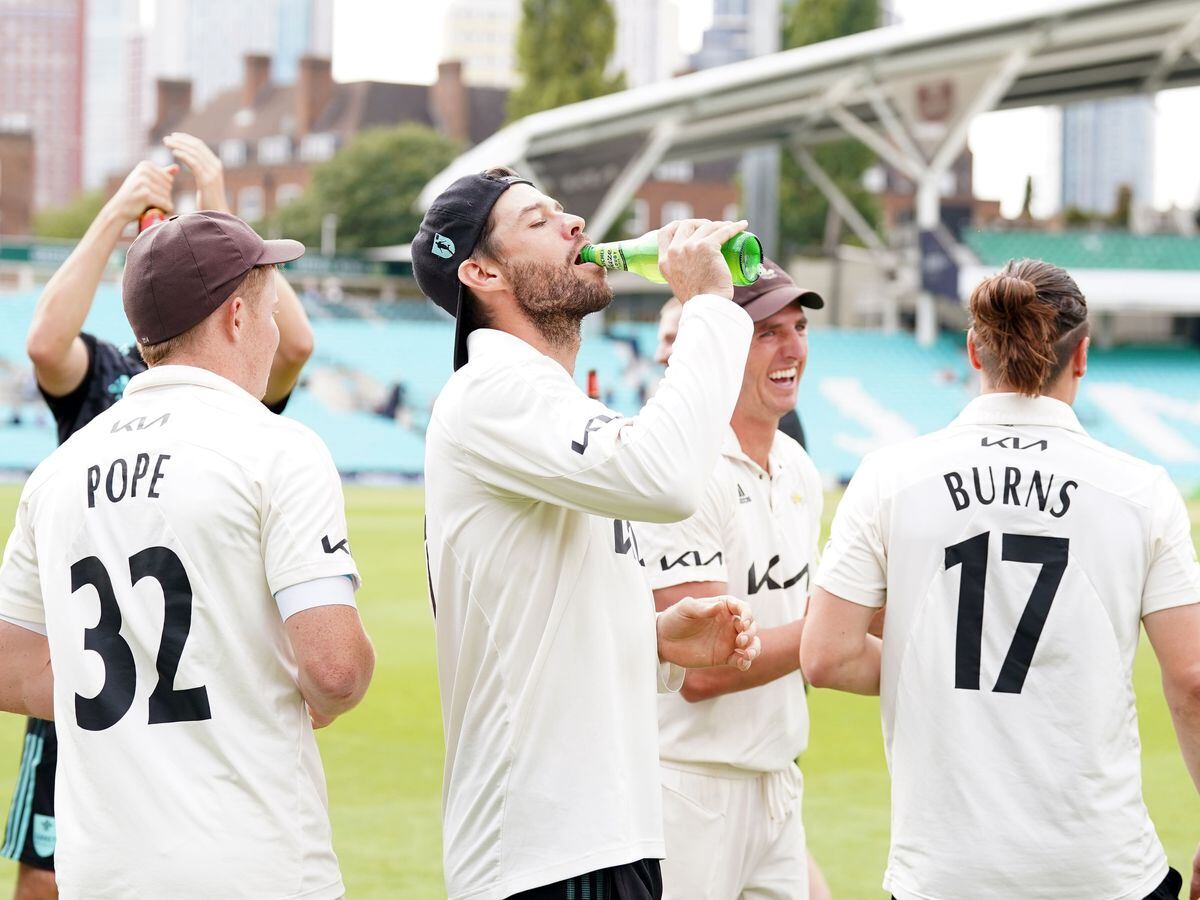 Ben Foakes celebrates as Surrey sealed the Division One title