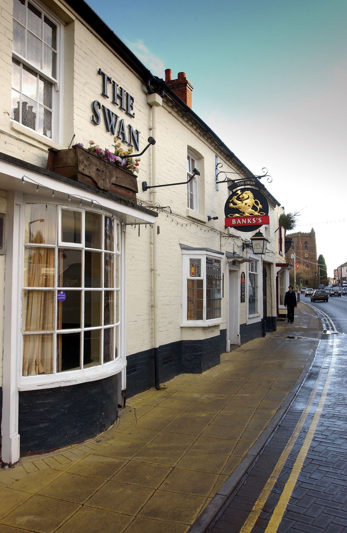 Robert Hendy-Freegard was working as a barman at The Swan in Newport when he began his con