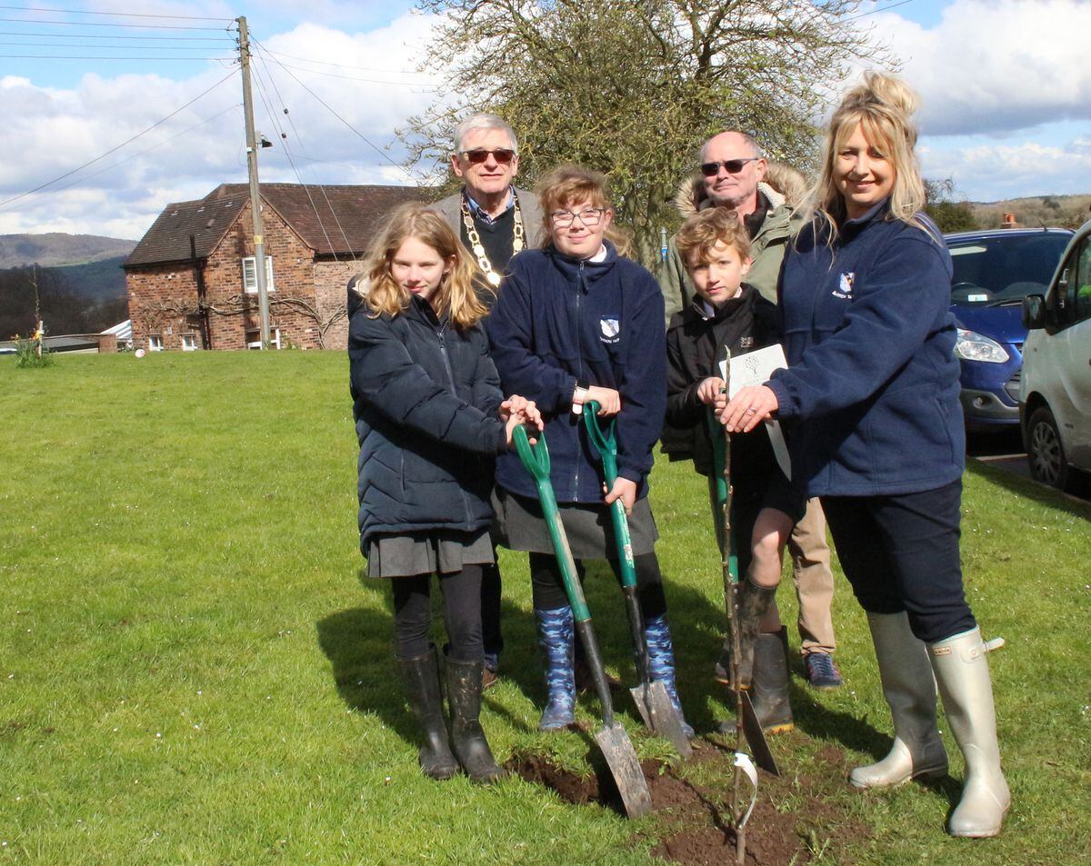 Barrow School Council Planting on The Maypole Green
