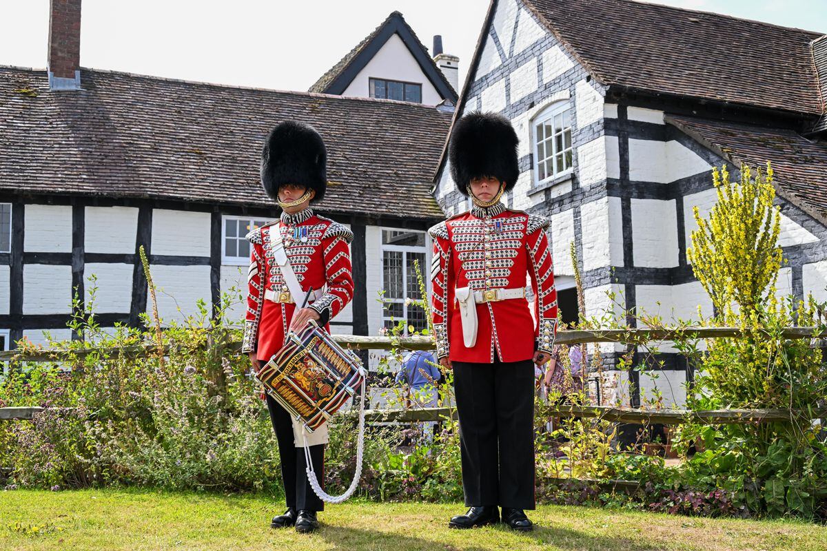 Guards in ceremonial uniform