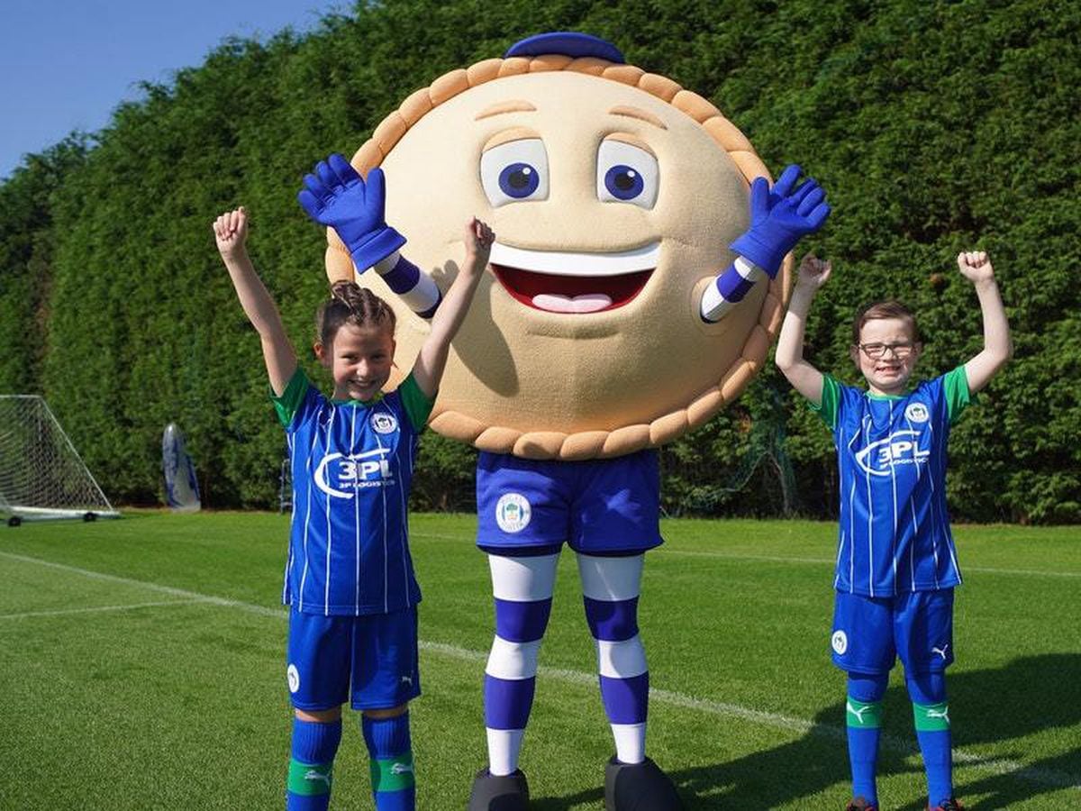 Crusty the Pie (Wigan Athletic)