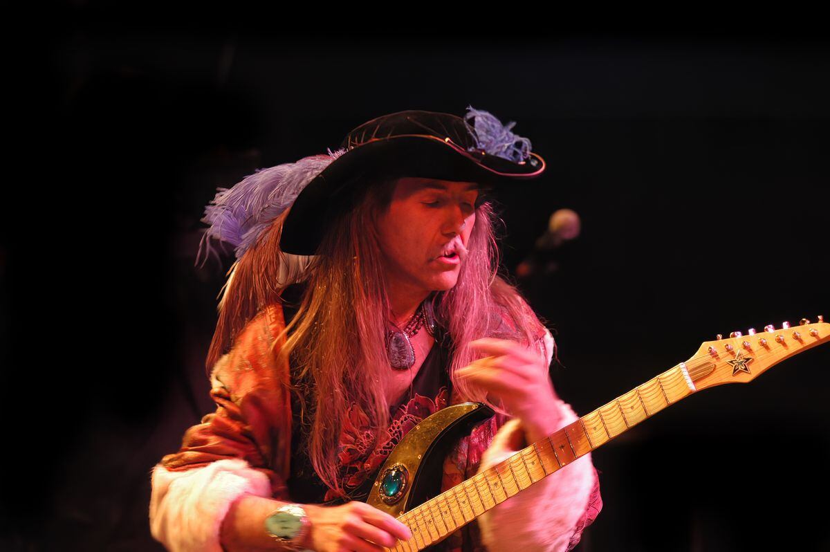 Uli Jon Roth, who lives near Oswestey, is to hit the road again