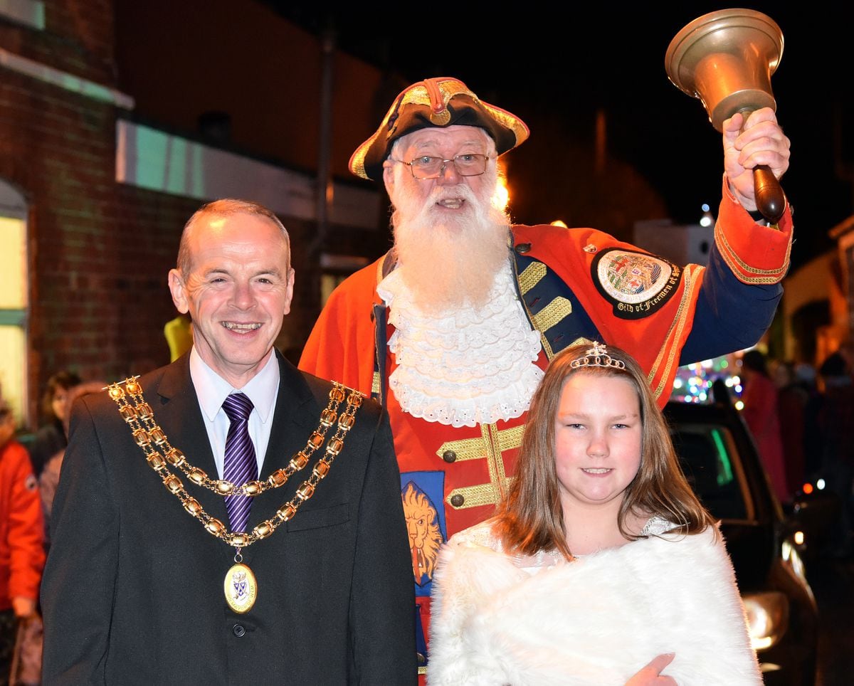 L-R: Phil Glover Mayor of Wem, Martin Wood (town crier) and Jasmine Guest (outgoing snow queen)