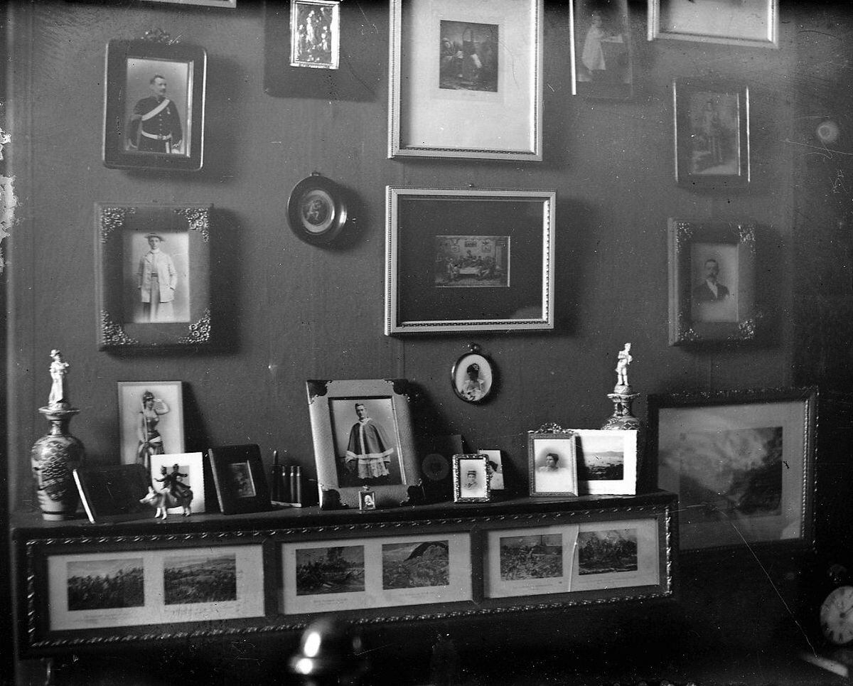 A photographic glimpse into George Rogers' Oswestry home early in the 20th century.